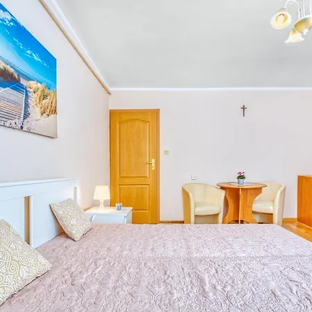 Muszelka Przy Morzu * 야스타르니아