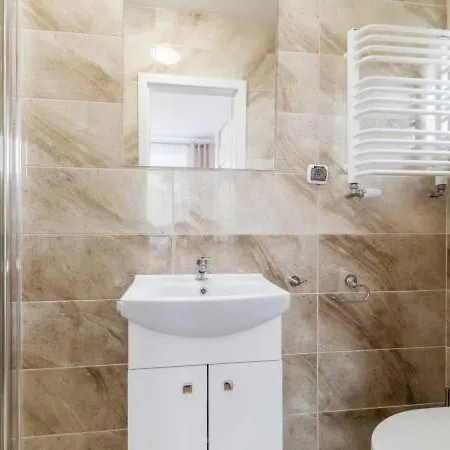 홈스테이 Muszelka Przy Morzu