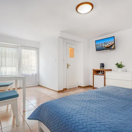 Muszelka Przy Morzu * 야스타르니아